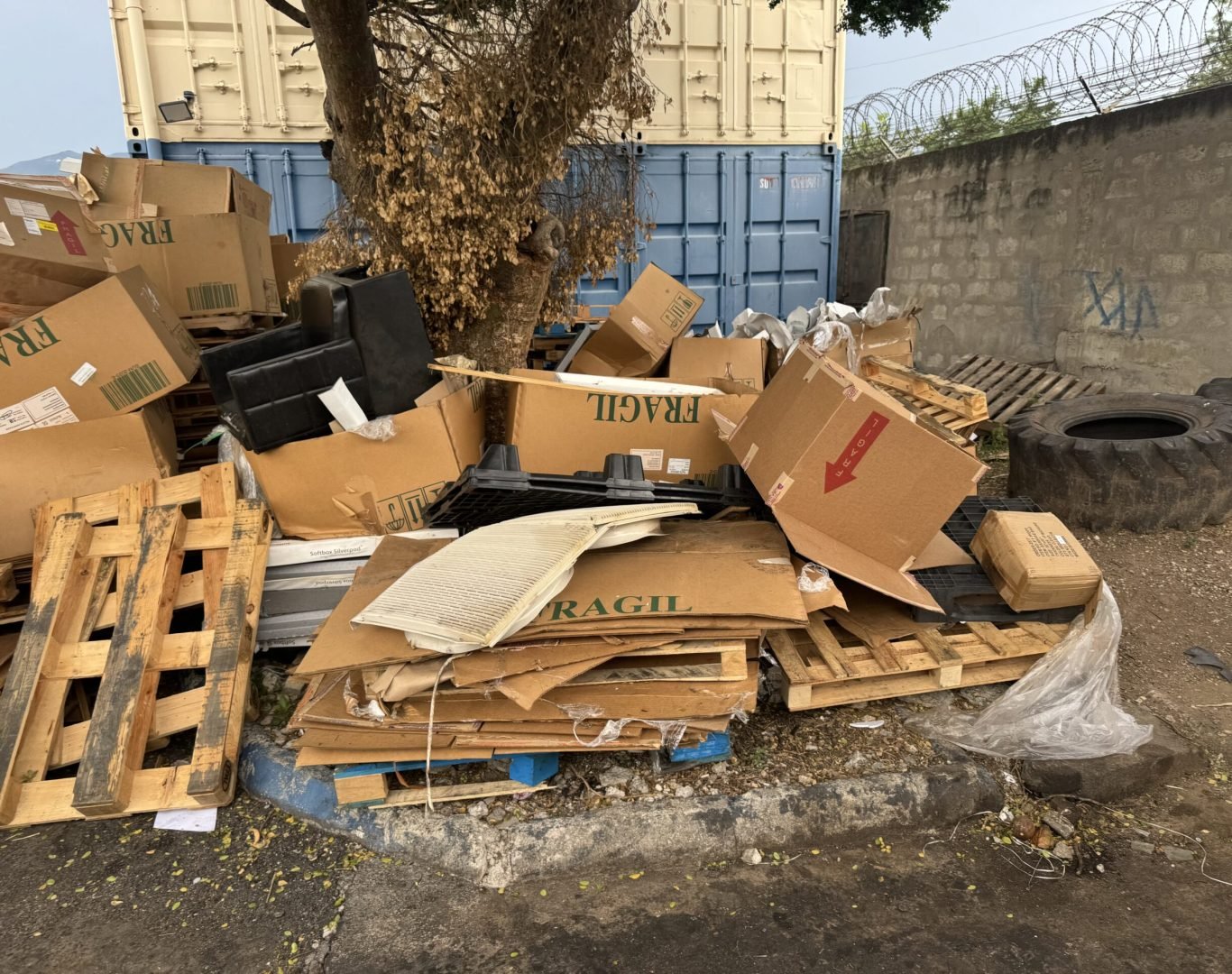 Reliable waste disposal services near me in Kingston, Jamaica, provided by Rush Disposal Limited.